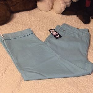 NWT- Bandolino Capri